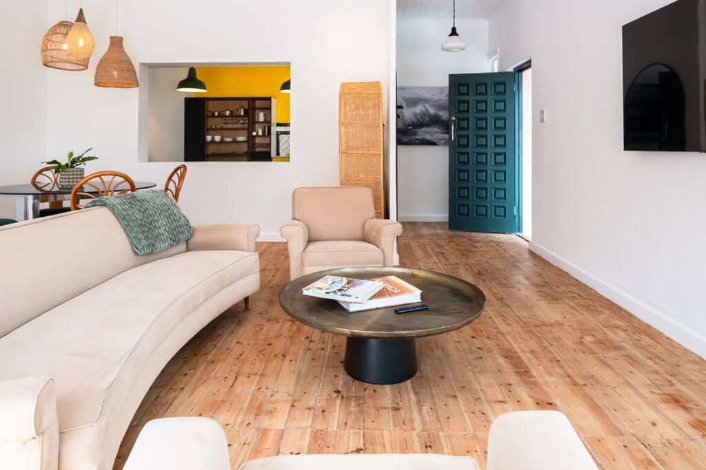 Ferienhaus Casa Caprice - A 3 Bed Steps From The