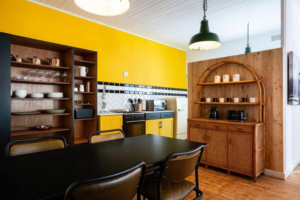 Ferienhaus Casa Caprice - A 3 Bed Steps From The Kapstadt